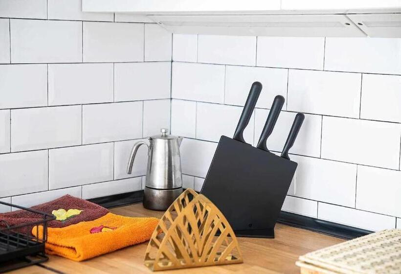 Le Family Palms My Home