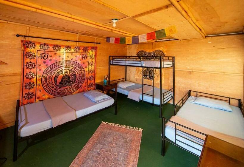 Open Gate Hostel Hawaii