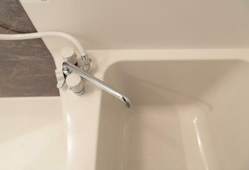 Osaka Sunshine Tower82