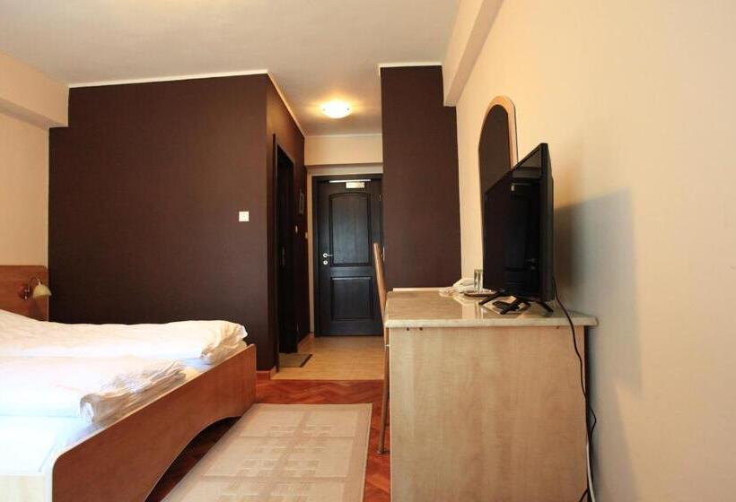 Пансион № 32