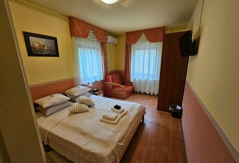 פנסיון Abigél 2 Vendégház