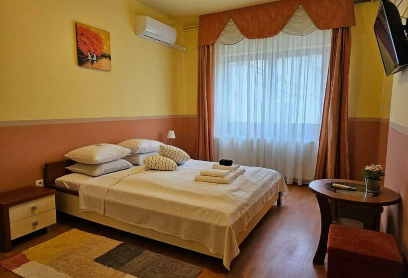 פנסיון Abigél 2 Vendégház