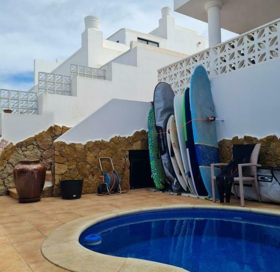 بنسيون Coco Surfhouse   Coworking Coliving