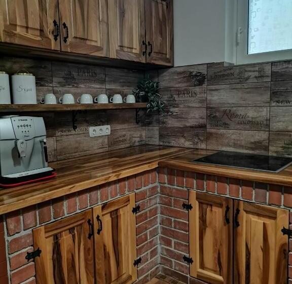 펜션 Dió Vendégház