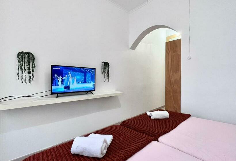 پانسیون Frank S House & Happy Belem