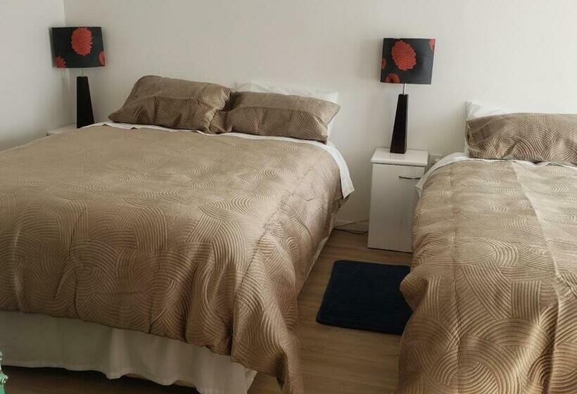 פנסיון Terracotta Cottage