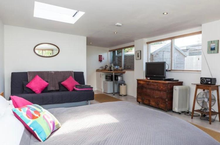 膳宿费 The Studio Christchurch B&b Luxury Garden Room