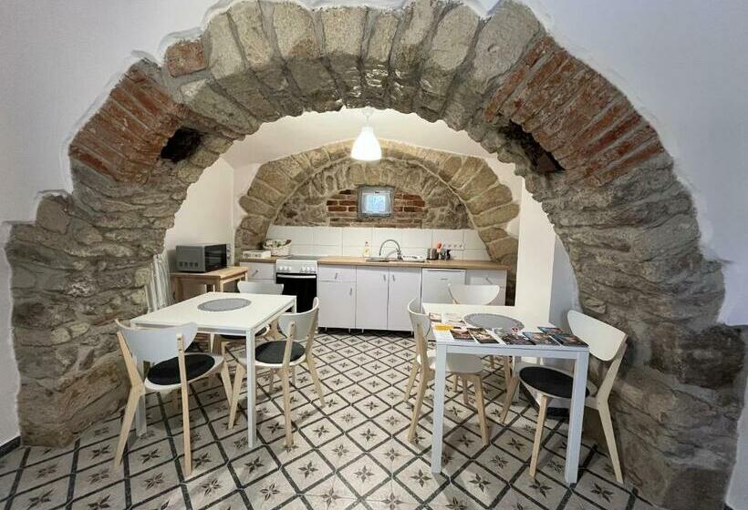 פנסיון Vitamin K73 Vendégház