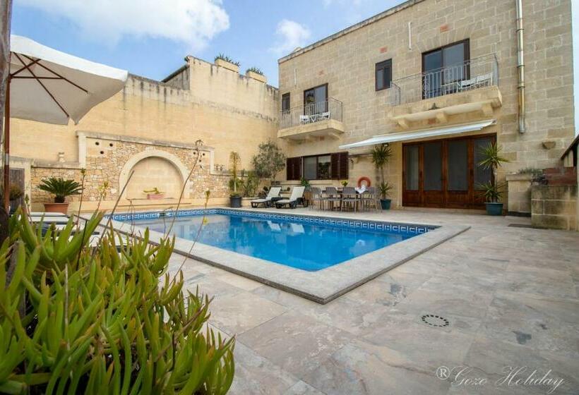 استراحتگاه Villa Mandolina