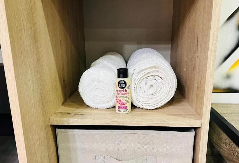 24 On Basil Boutique Luxury