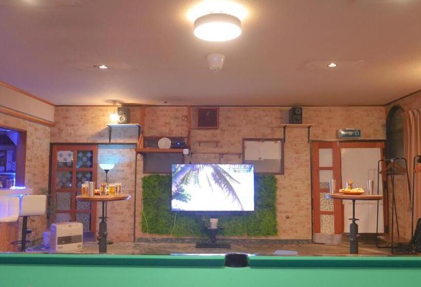 Hostel ザホテル湯沢スターダスト