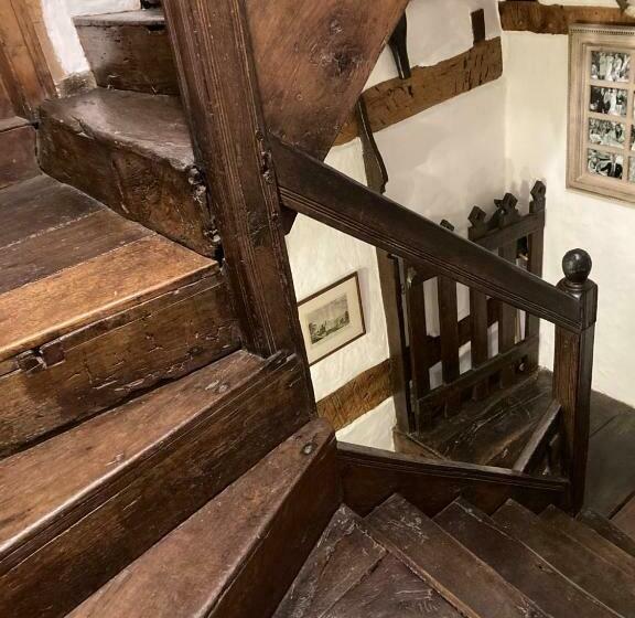 Bed and Breakfast Riber Hall Manor