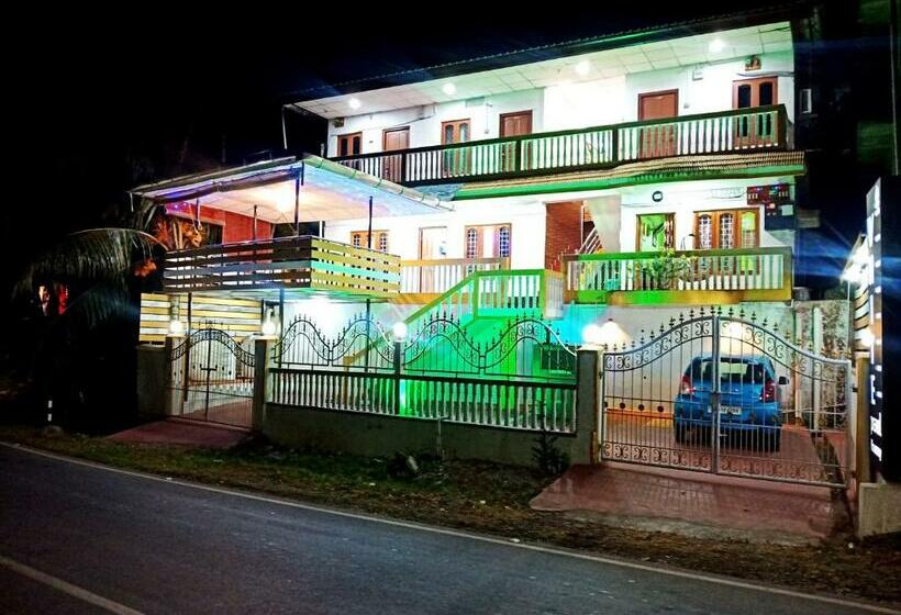 ベッドアンドブレックファースト White Pearl Home Stay