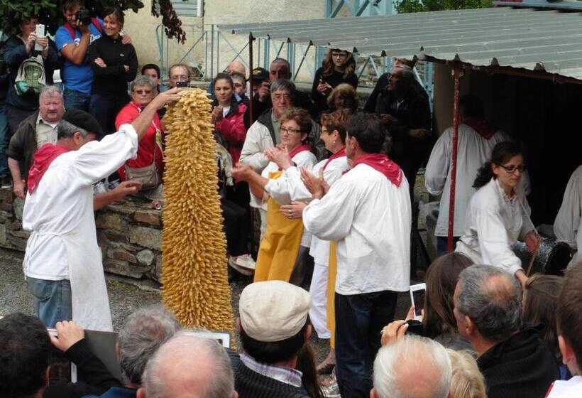 Grange Rénovée En Gîte/maison/chalet