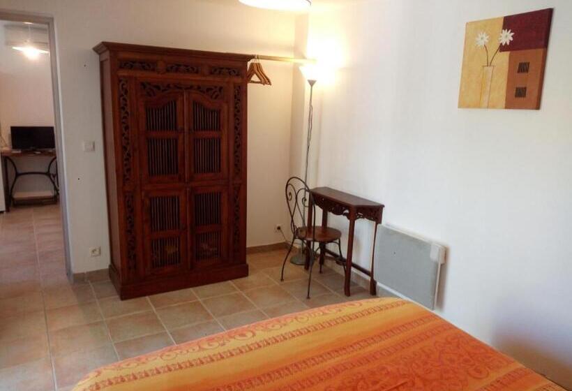 Gîte L Orangeraie   2 Adultes   2 Enfants