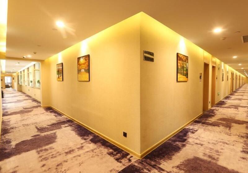 Отель Greentree Eastern Jinzhong Pingyao Ancient City Visitor Center