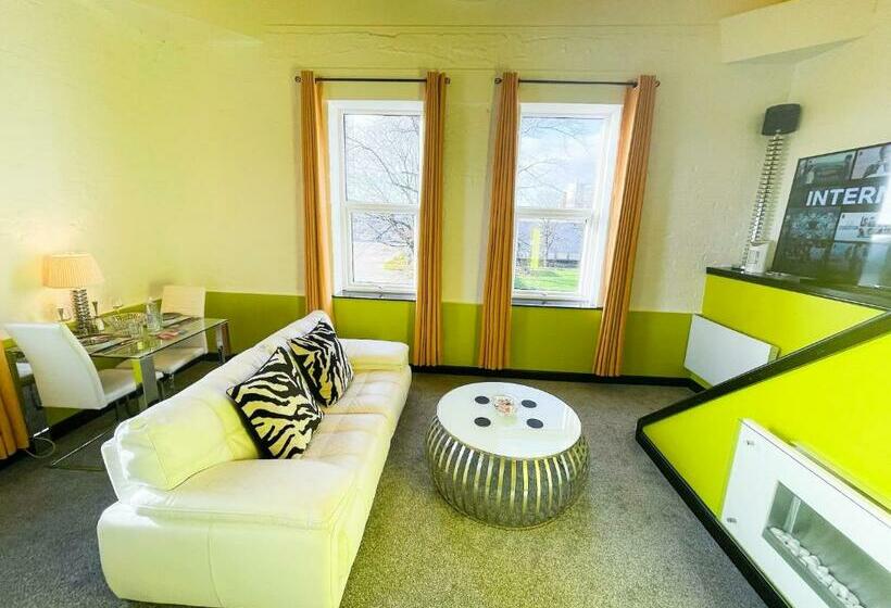 فندق Phoenix Apartments