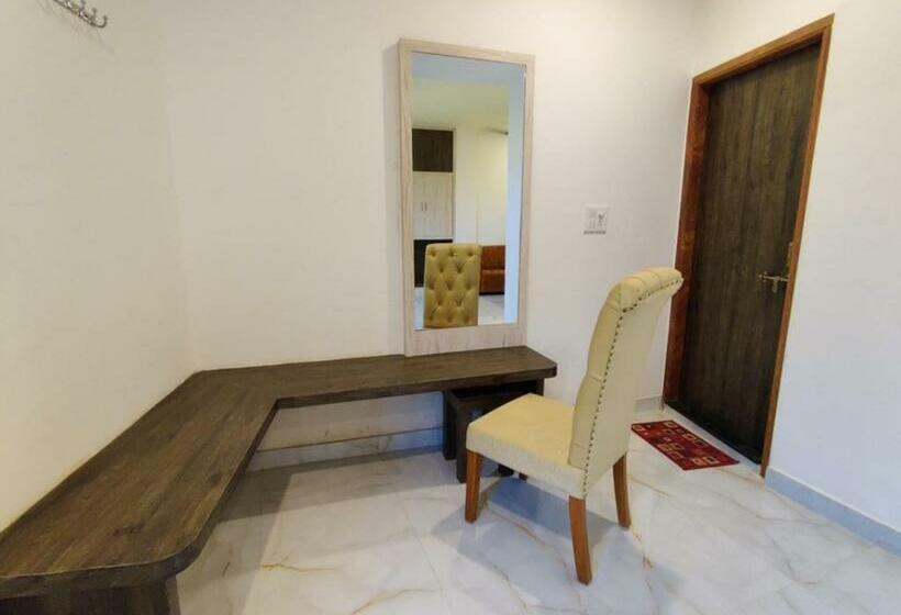 ホテル Rang Mahal Resort