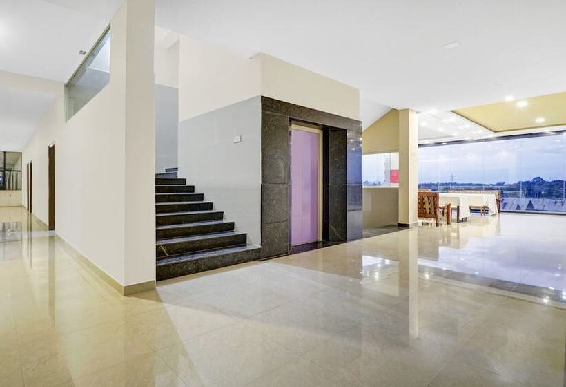 Отель Grand Jp Inn Near 2 Km From Gundlupet Bus Stand