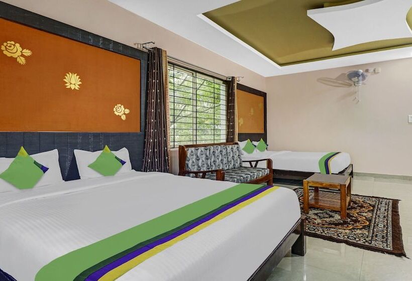 Отель Grand Jp Inn Near 2 Km From Gundlupet Bus Stand