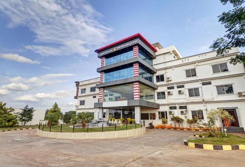 Отель Grand Jp Inn Near 2 Km From Gundlupet Bus Stand