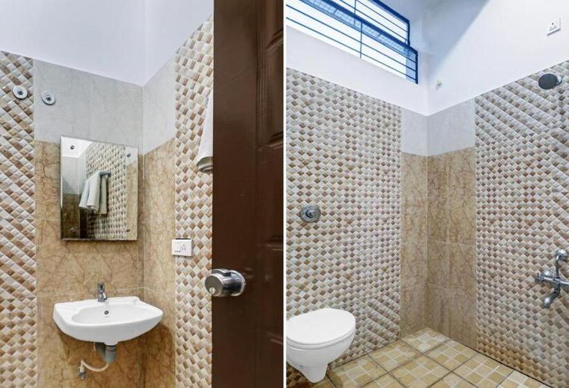 Отель Grand Jp Inn Near 2 Km From Gundlupet Bus Stand