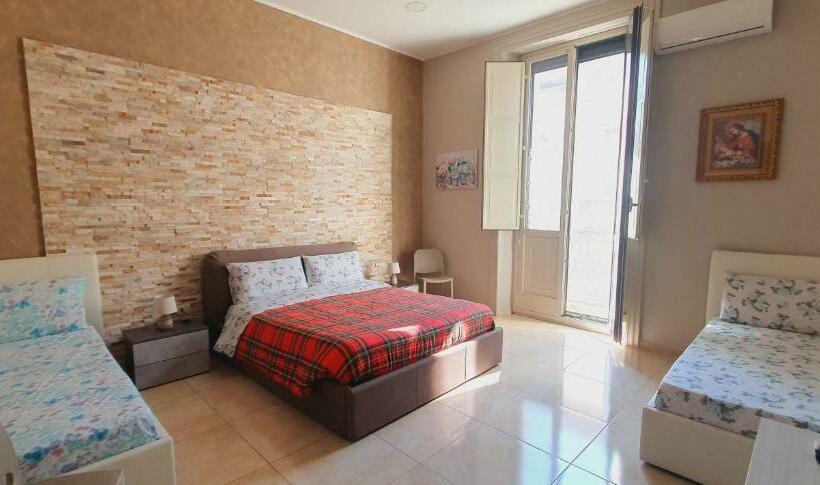 פנסיון A Casa Con Noi