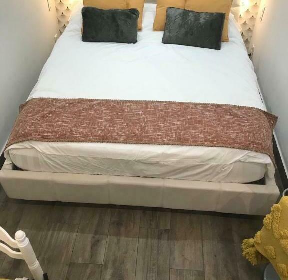 פנסיון Chambre Via Natina