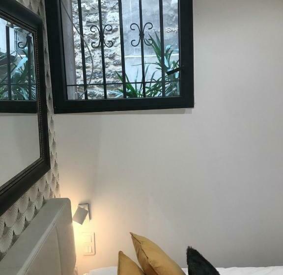 ペンション Chambre Via Natina