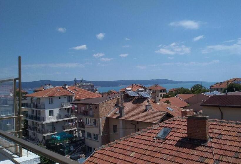 펜션 Family Hotel Dramchev