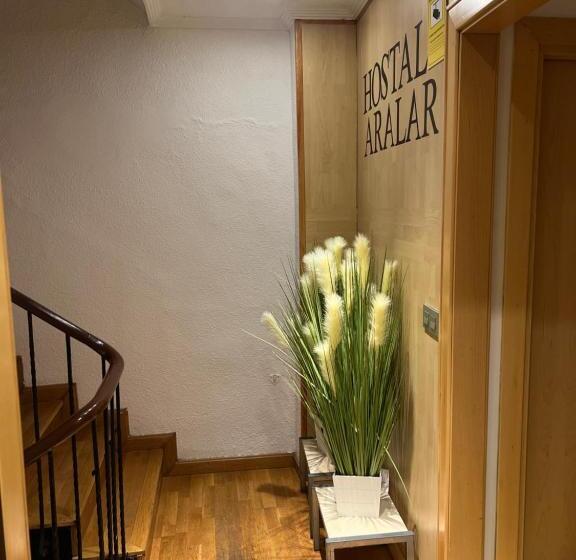 بنسيون Hostal Restaurante