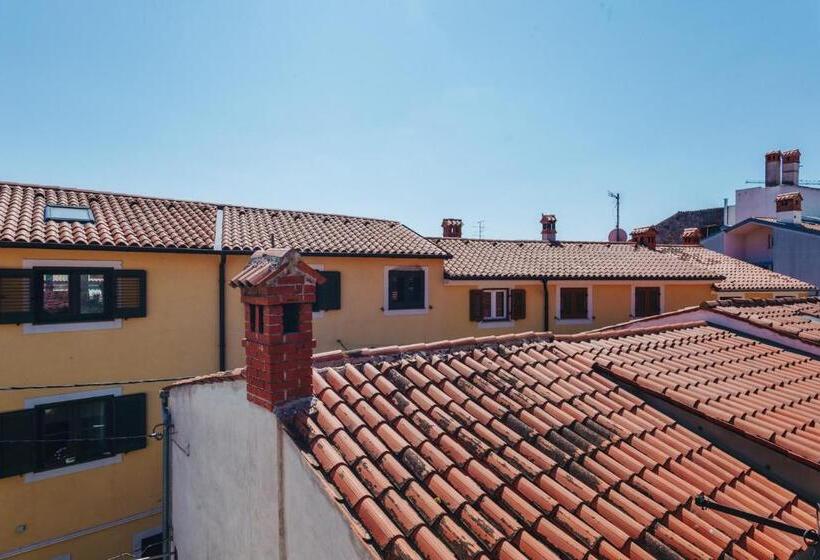 پانسیون House365