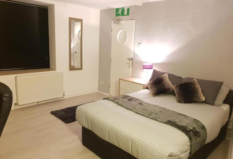 פנסיון Topaz Town House No 36