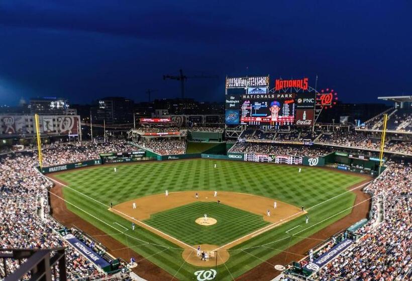 Valencia Royale   Private 2br Luxe Suite Natl Harbor Dc Md Va