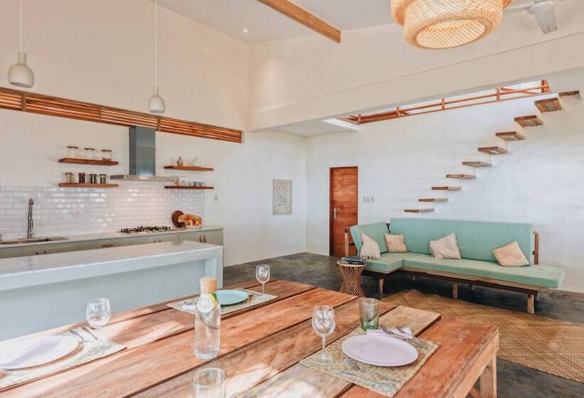 استراحتگاه Punta Punta Surf Retreat