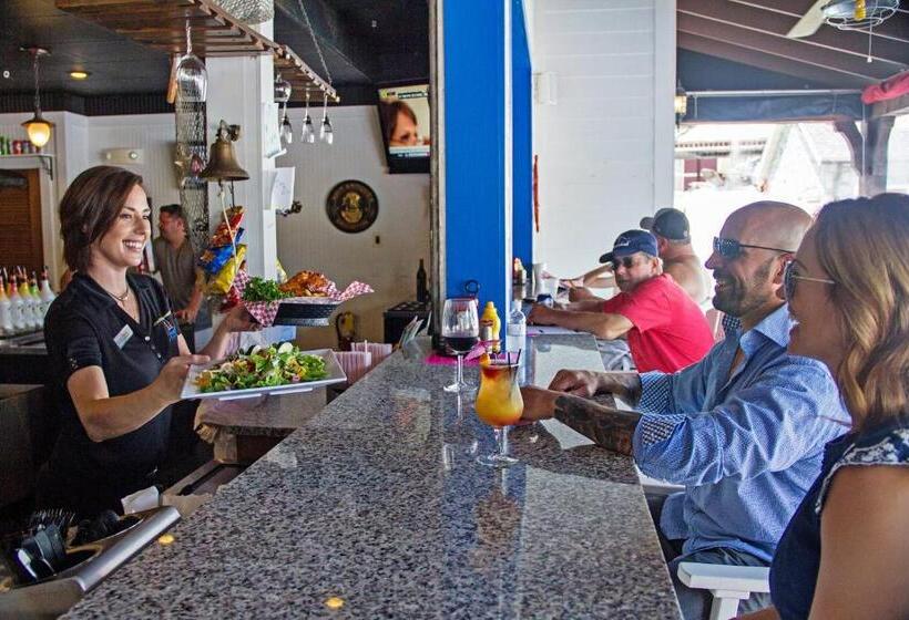 منتجع Stormy Point Village