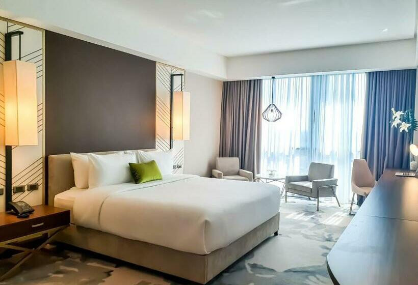 The Excelsior Hotel Las Piñas