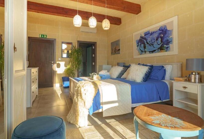 Ajuga Luxury Boutique B&b