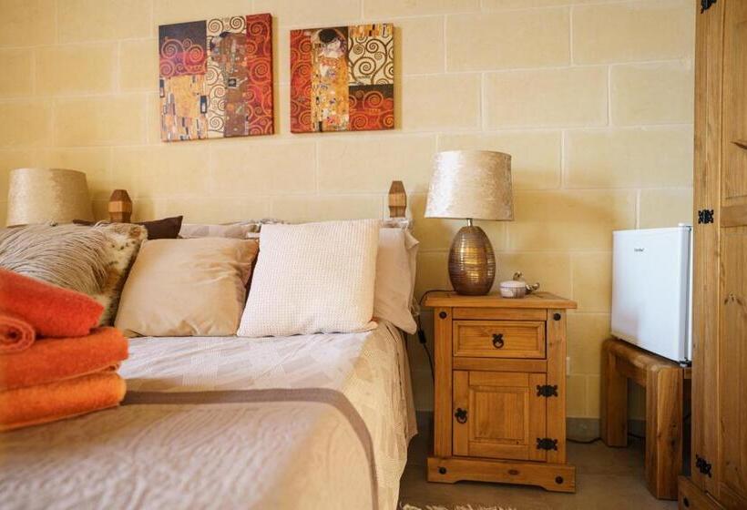 Ajuga Luxury Boutique B&b