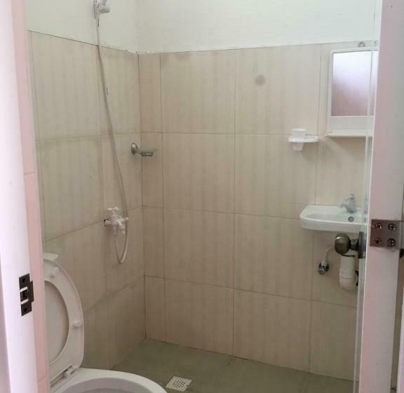 هاستل Panglao Rainbow Inn