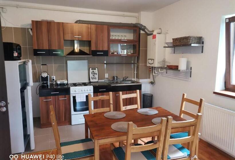 Antonia, Apartament Predeal