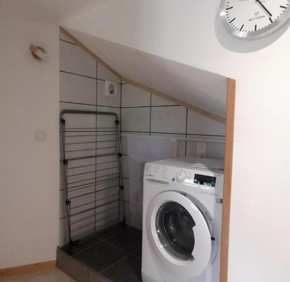 Le Nid Du Chat Noir Maison Alvéole Bed And Books