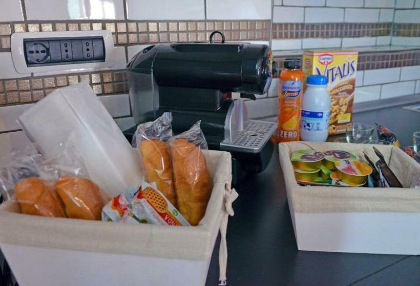 צימר Beb La Casetta Rossa