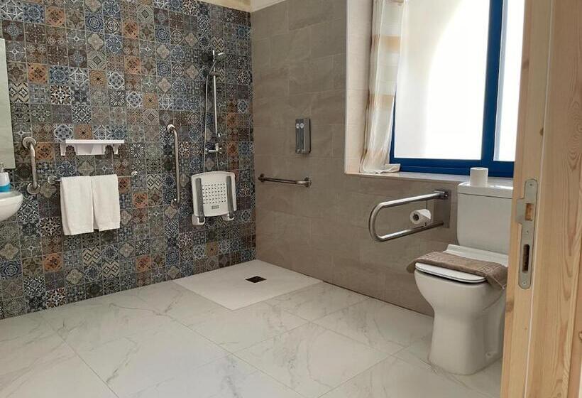 تختخواب و صبحانه Fiftyfour West Boutique Living