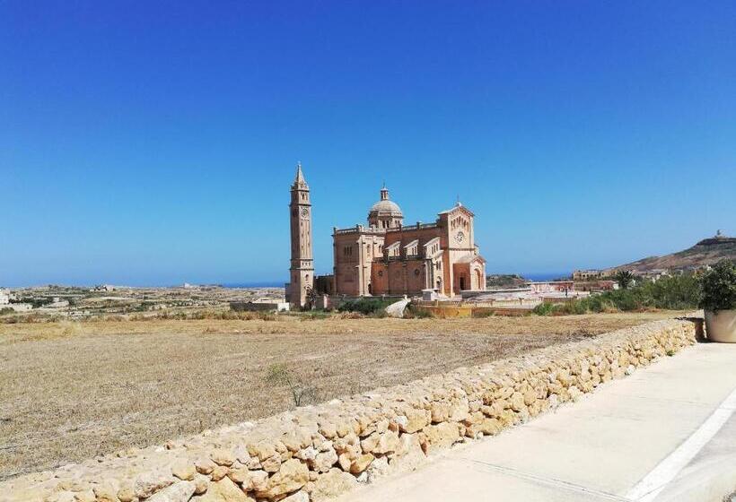 تختخواب و صبحانه Fiftyfour West Boutique Living