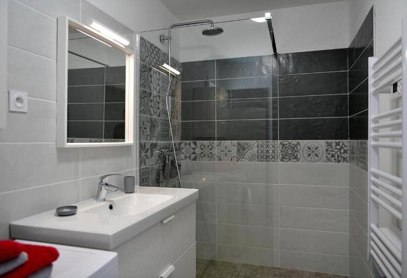 민박 Sous Les Pins Gîtes Et Chambres D Hôtes