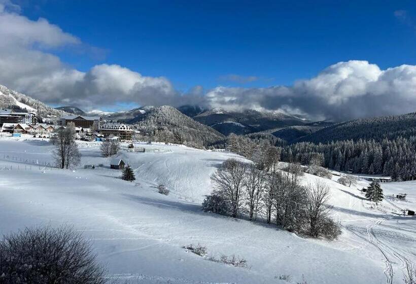 Hillhome Apartment & Sauna