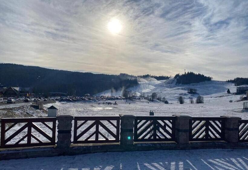 Hillhome Apartment & Sauna