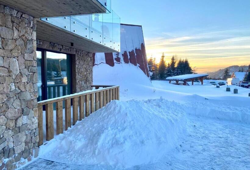 Hillhome Apartment & Sauna