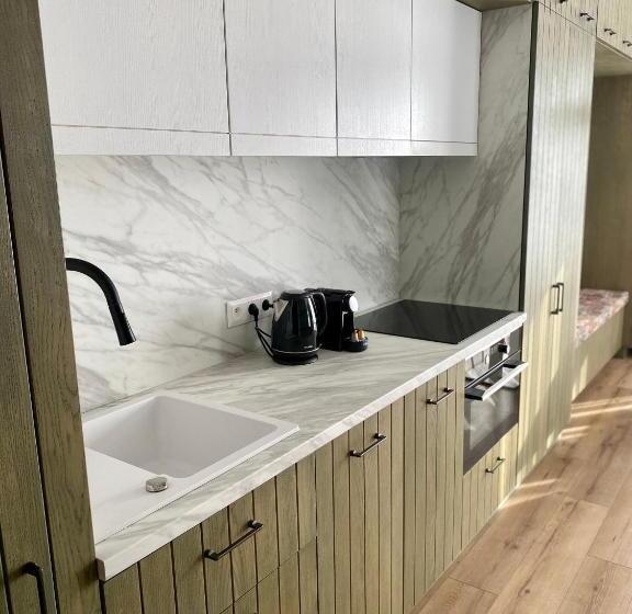 Hillhome Apartment & Sauna